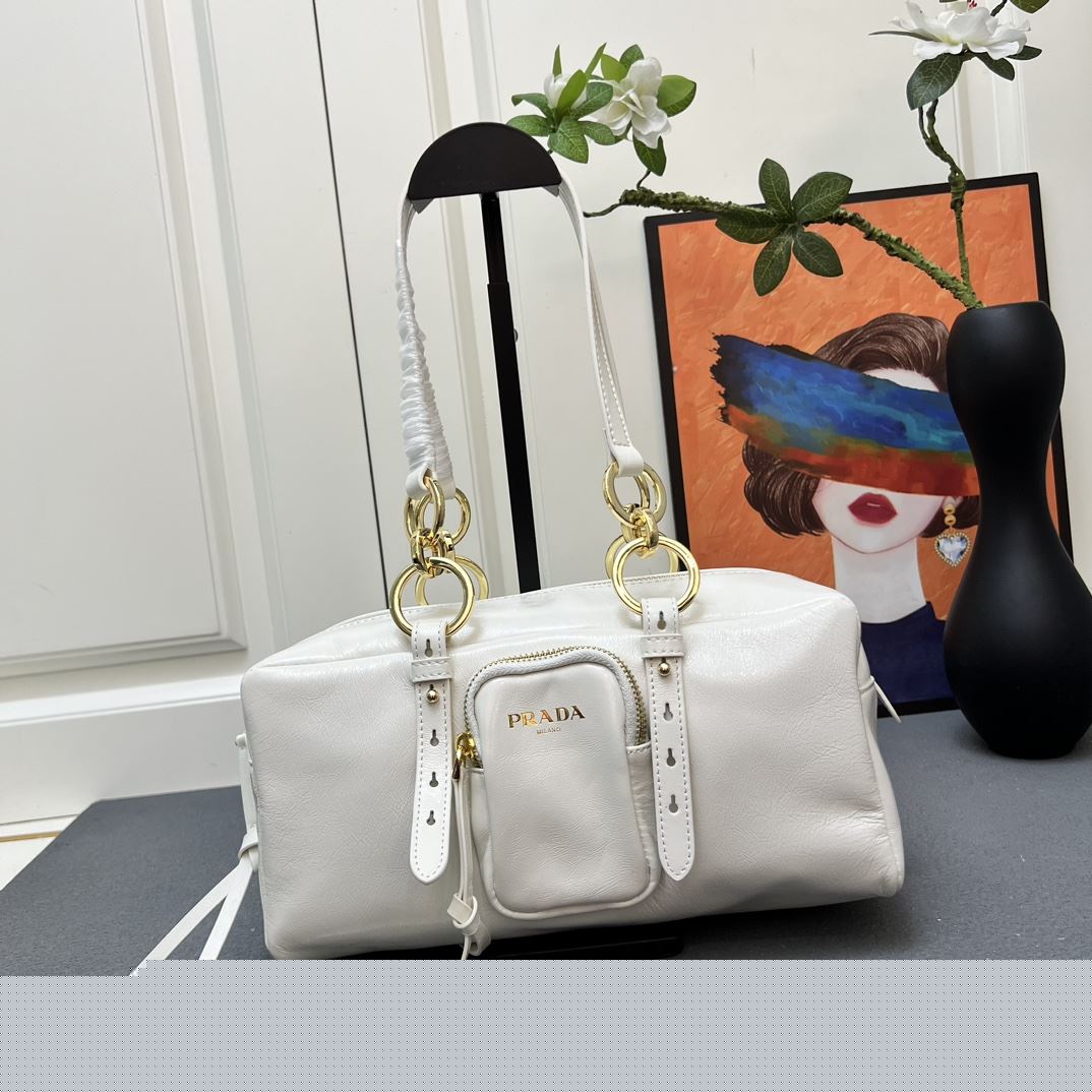 Pra*a top handle bags